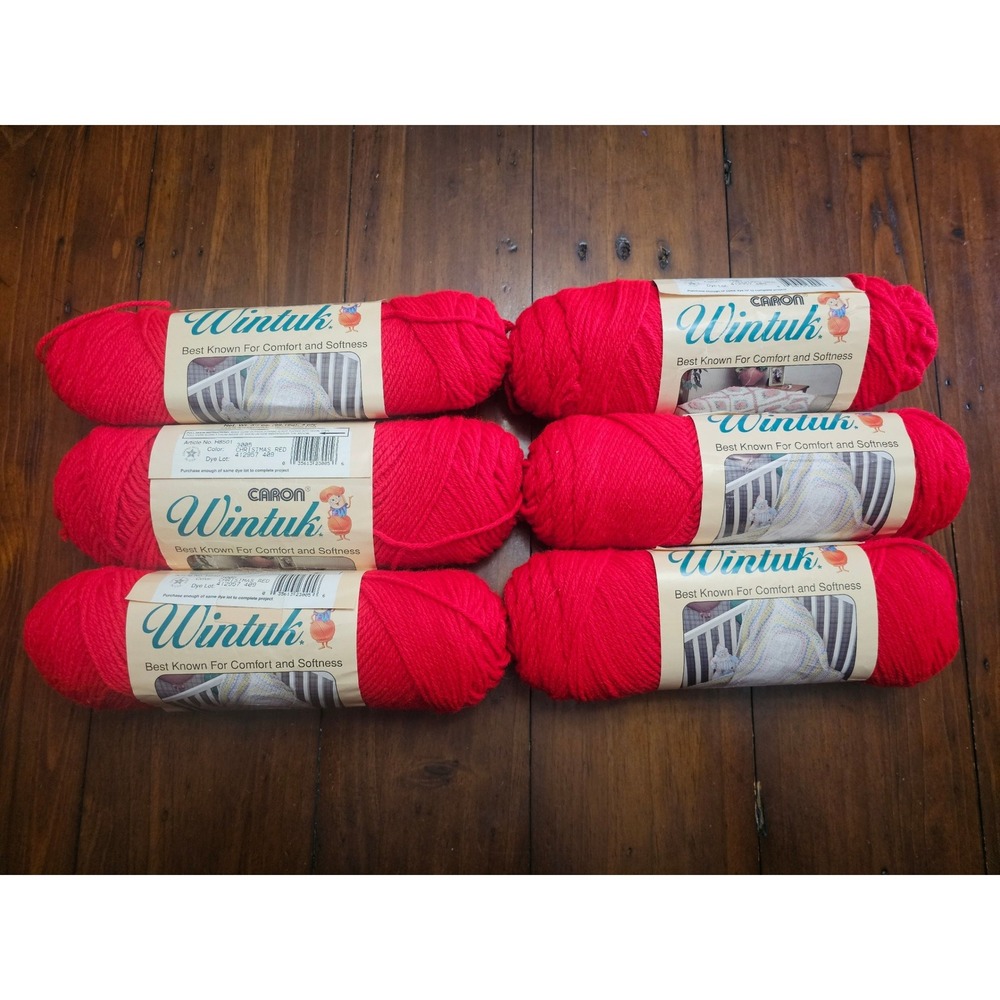 Caron Wintuk Christmas Red Worsted Weight Acrylic Yarn 6‎ Skeins Lot H8501 3005